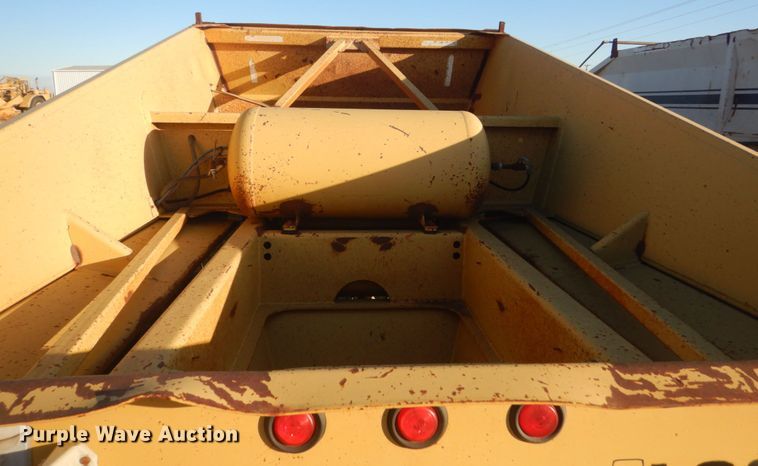 image for item KO9748 1997 Load King 2060-40-2  bottom dump trailer