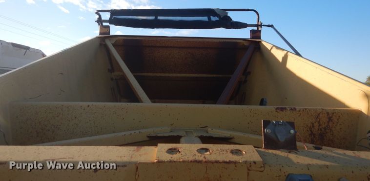 image for item KO9748 1997 Load King 2060-40-2  bottom dump trailer