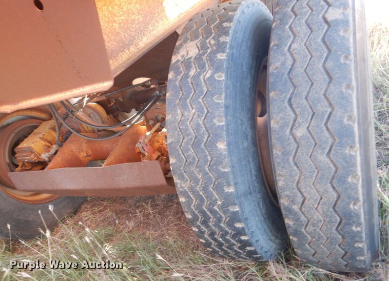 image for item KO9748 1997 Load King 2060-40-2  bottom dump trailer