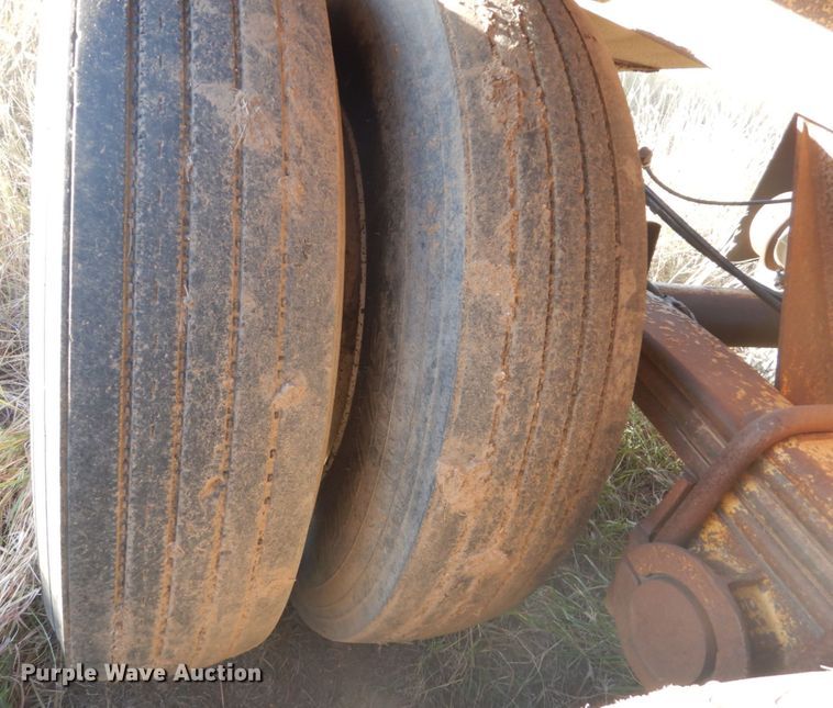 image for item KO9748 1997 Load King 2060-40-2  bottom dump trailer