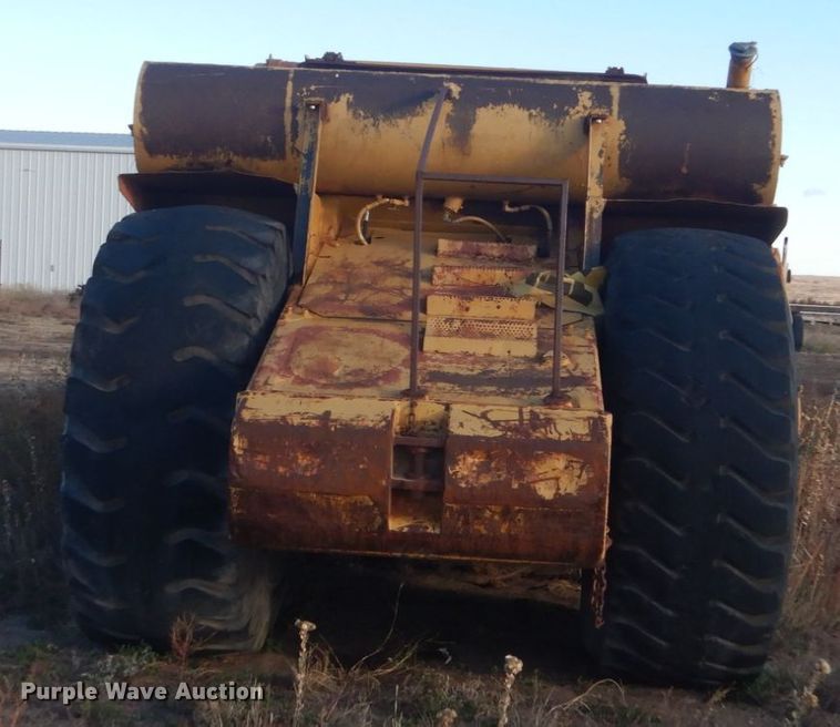 image for item KO9749 1989 Caterpillar 623E  elevating scraper