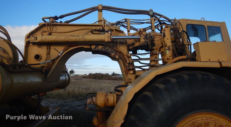 image for item KO9749 1989 Caterpillar 623E  elevating scraper