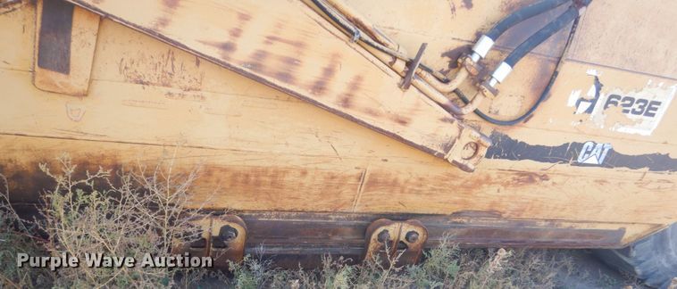 image for item KO9749 1989 Caterpillar 623E  elevating scraper