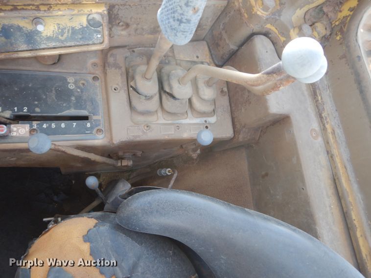 image for item KO9749 1989 Caterpillar 623E  elevating scraper