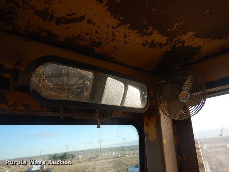 image for item KO9749 1989 Caterpillar 623E  elevating scraper