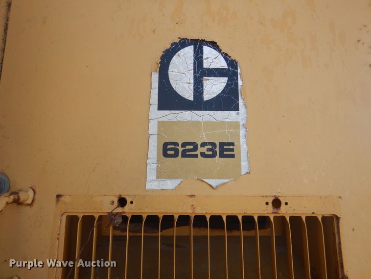 image for item KO9749 1989 Caterpillar 623E  elevating scraper