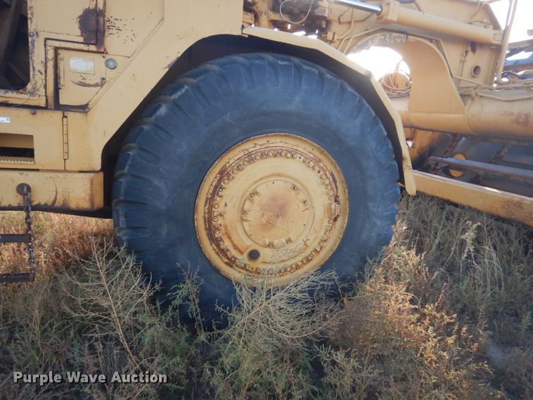 image for item KO9749 1989 Caterpillar 623E  elevating scraper