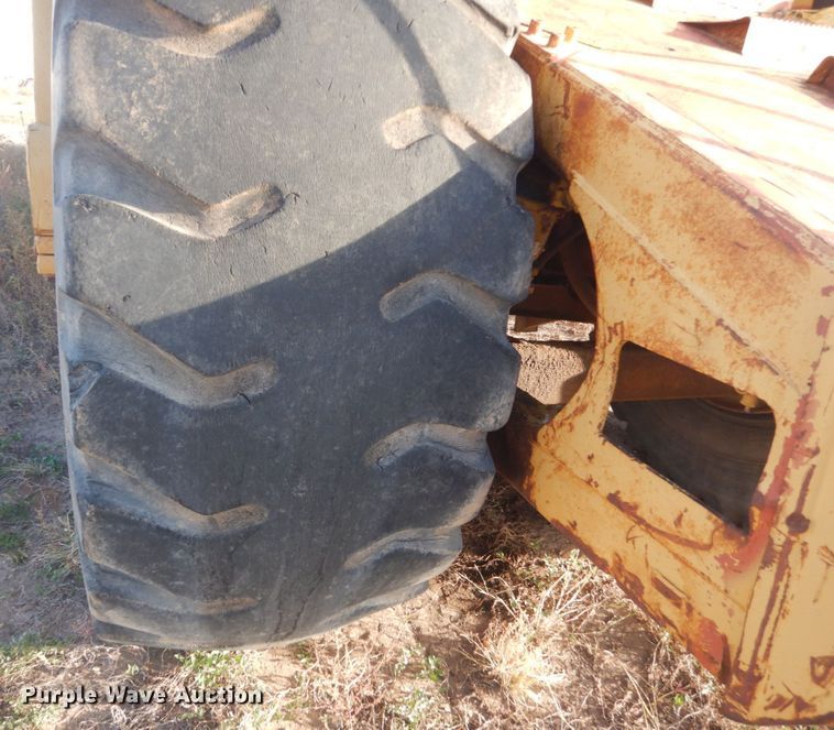 image for item KO9749 1989 Caterpillar 623E  elevating scraper