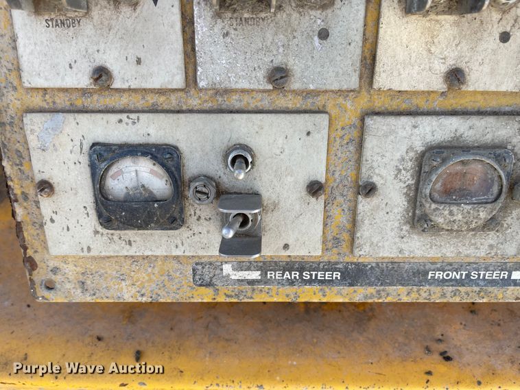 image for item DC8818 Gomaco GT6300  slip form paver