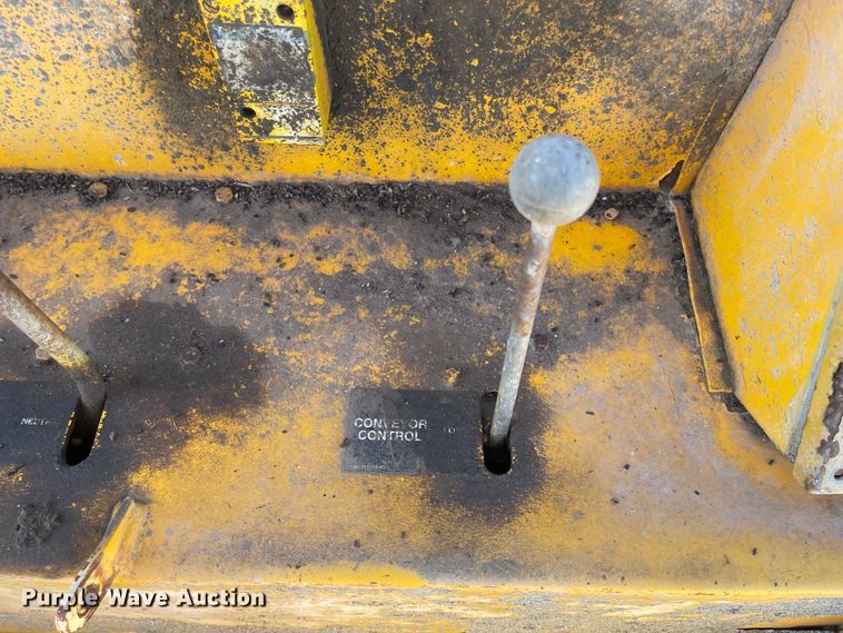 image for item DC8818 Gomaco GT6300  slip form paver