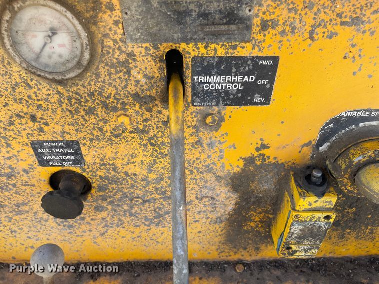 image for item DC8818 Gomaco GT6300  slip form paver