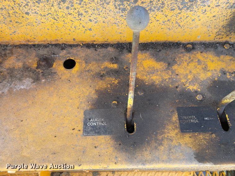 image for item DC8818 Gomaco GT6300  slip form paver