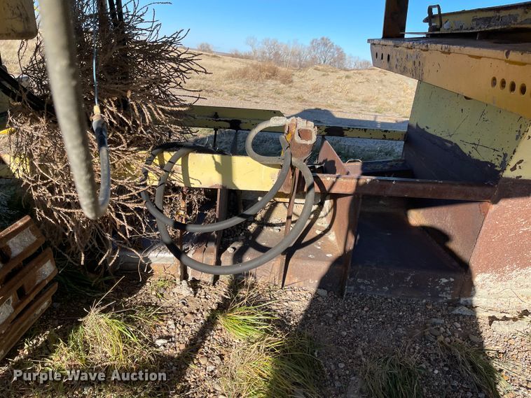 image for item DC8818 Gomaco GT6300  slip form paver