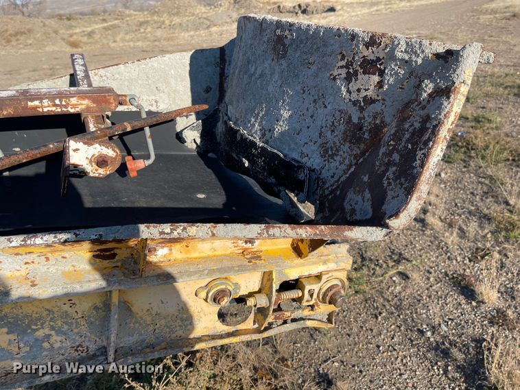 image for item DC8818 Gomaco GT6300  slip form paver