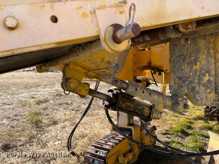 image for item DC8818 Gomaco GT6300  slip form paver