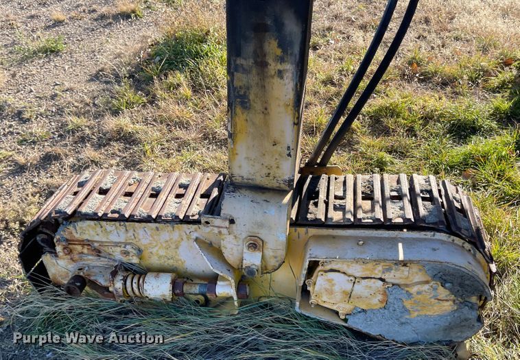 image for item DC8818 Gomaco GT6300  slip form paver