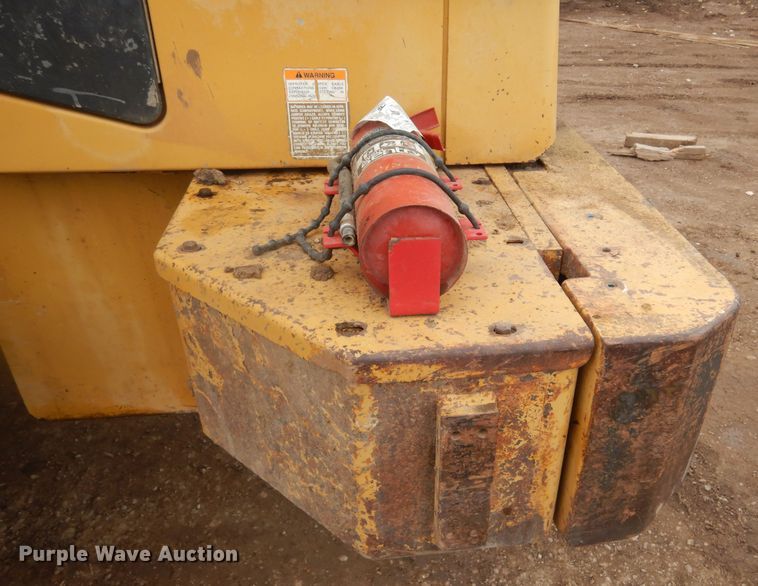 image for item DK3261 2002 Caterpillar 938G  wheel loader<br />An erroneous bid was placed in the last moments of bidding on this asset in our December 16 auction.