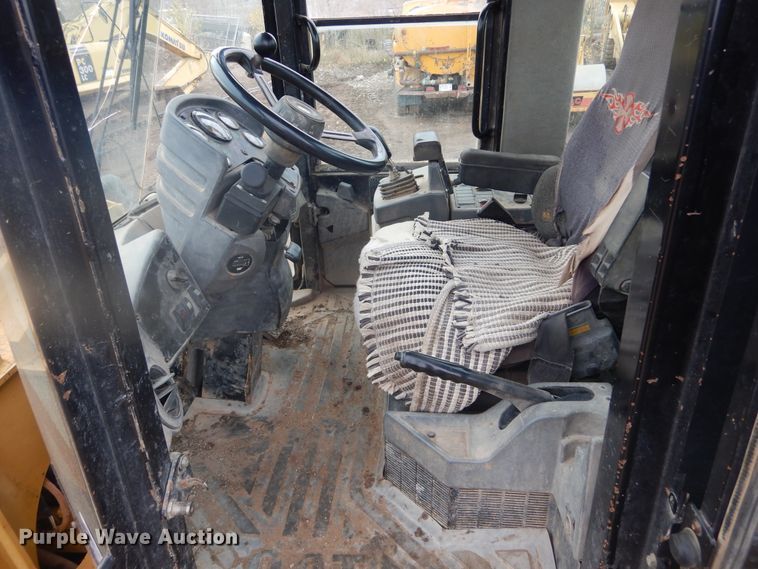 image for item DK3261 2002 Caterpillar 938G  wheel loader<br />An erroneous bid was placed in the last moments of bidding on this asset in our December 16 auction.