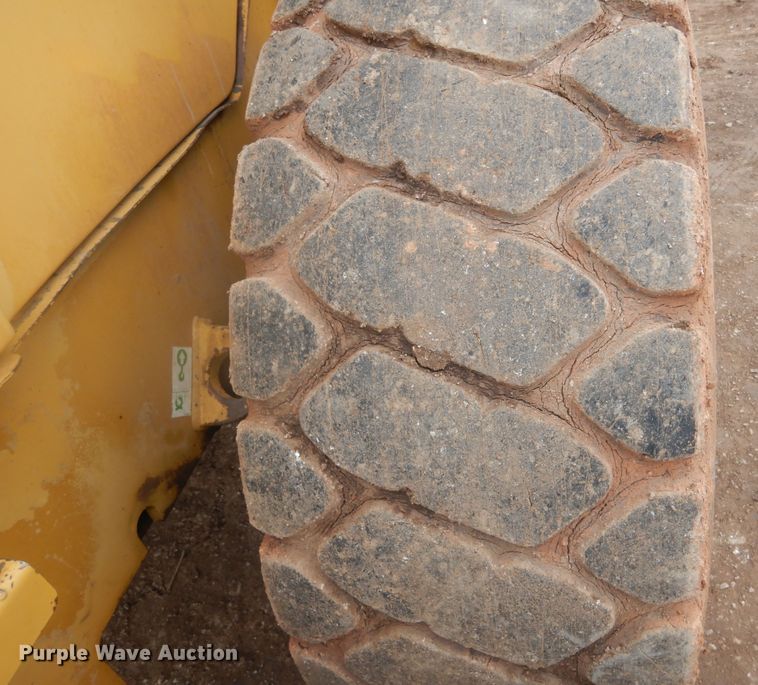 image for item DK3261 2002 Caterpillar 938G  wheel loader<br />An erroneous bid was placed in the last moments of bidding on this asset in our December 16 auction.