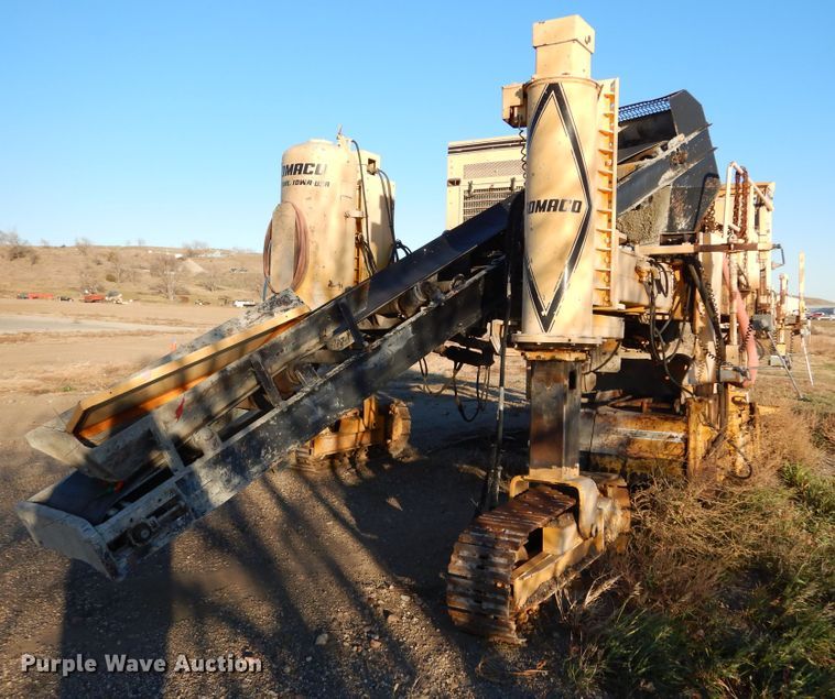 image for item DK3339 Gomaco GT6300  slip form paver