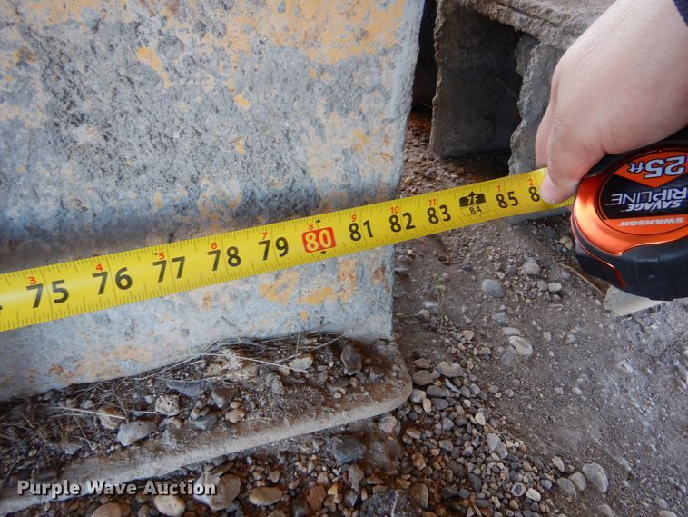 image for item DK3339 Gomaco GT6300  slip form paver