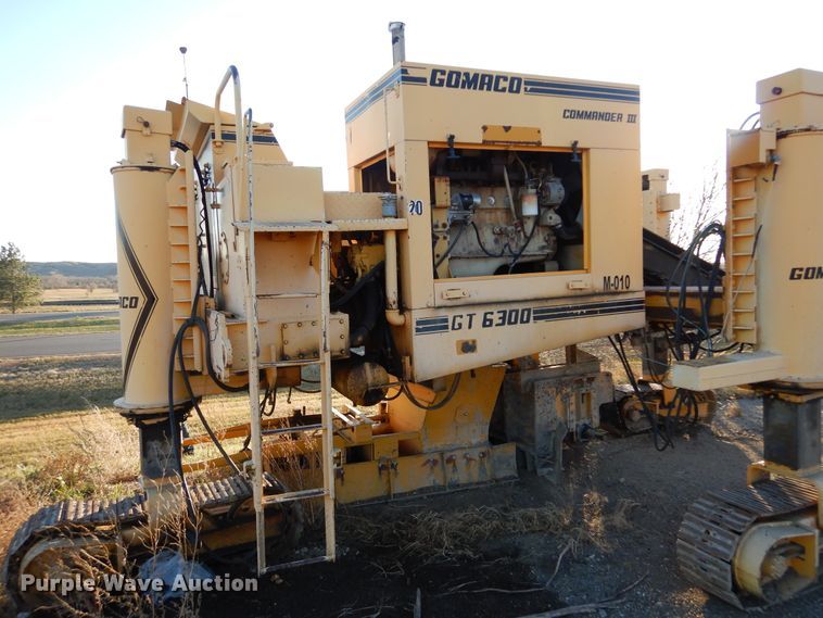 image for item DK3339 Gomaco GT6300  slip form paver