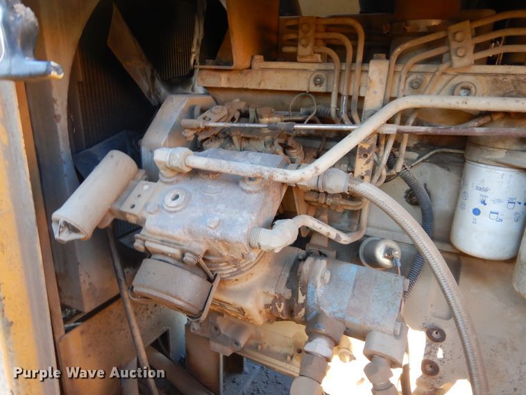 image for item DK3339 Gomaco GT6300  slip form paver