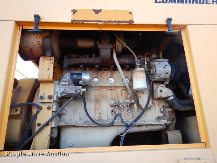 image for item DK3339 Gomaco GT6300  slip form paver