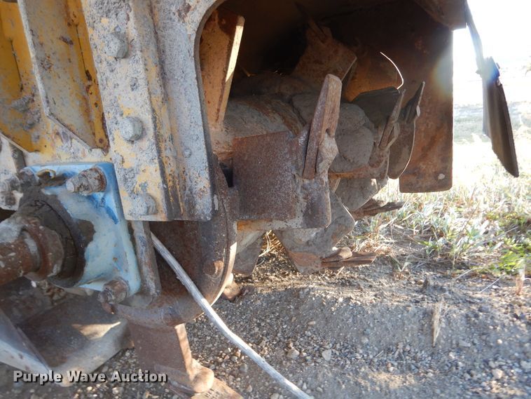 image for item DK3339 Gomaco GT6300  slip form paver