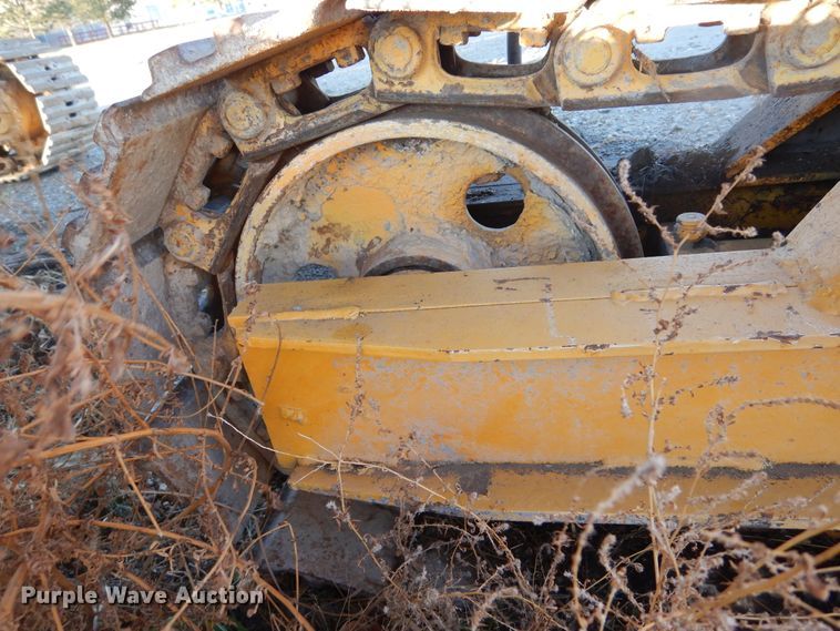 image for item DK3339 Gomaco GT6300  slip form paver