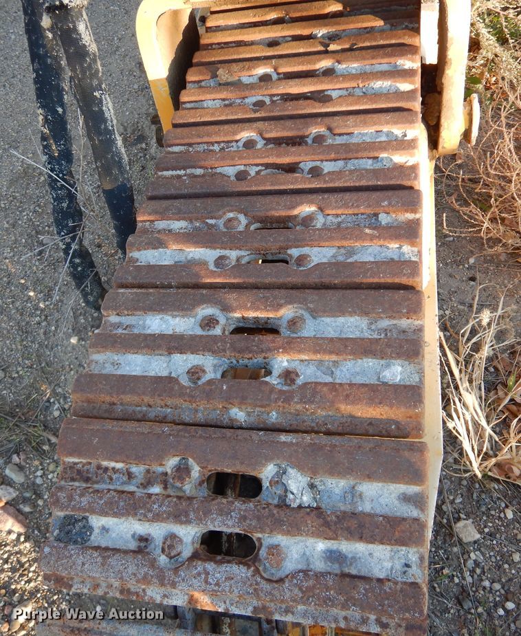 image for item DK3339 Gomaco GT6300  slip form paver