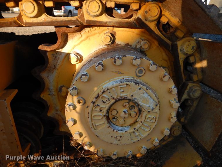 image for item DK3339 Gomaco GT6300  slip form paver