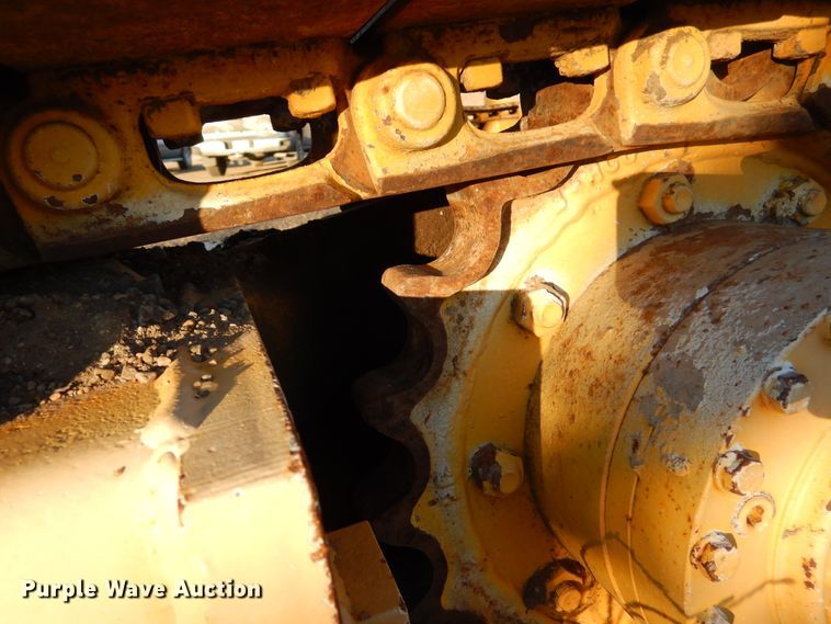 image for item DK3339 Gomaco GT6300  slip form paver