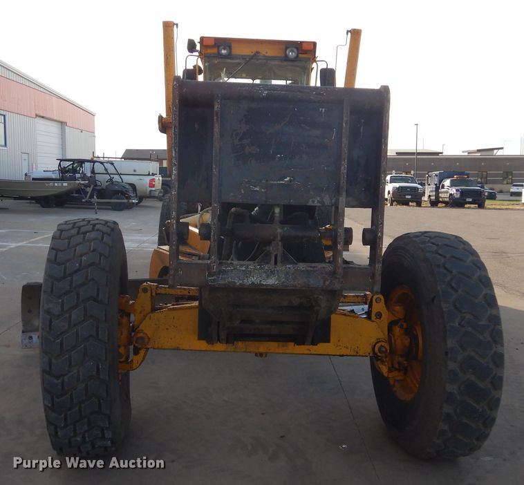 image for item DK3363 1991 John Deere 770BH  motor grader