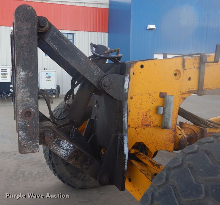 image for item DK3363 1991 John Deere 770BH  motor grader