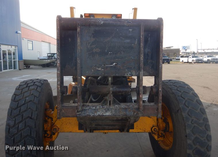 image for item DK3363 1991 John Deere 770BH  motor grader