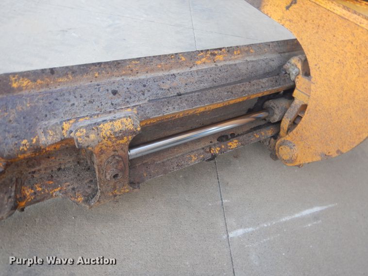 image for item DK3363 1991 John Deere 770BH  motor grader