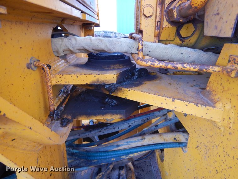 image for item DK3363 1991 John Deere 770BH  motor grader