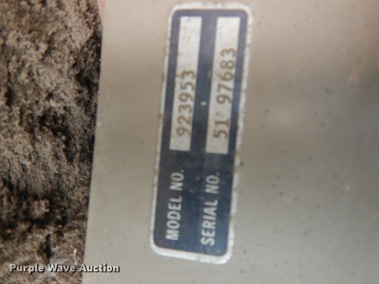 image for item DK3363 1991 John Deere 770BH  motor grader