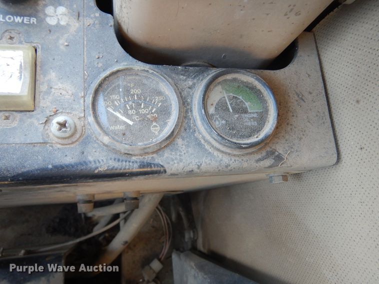 image for item DK3363 1991 John Deere 770BH  motor grader