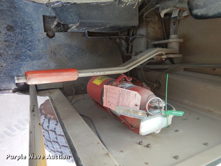 image for item DK3363 1991 John Deere 770BH  motor grader