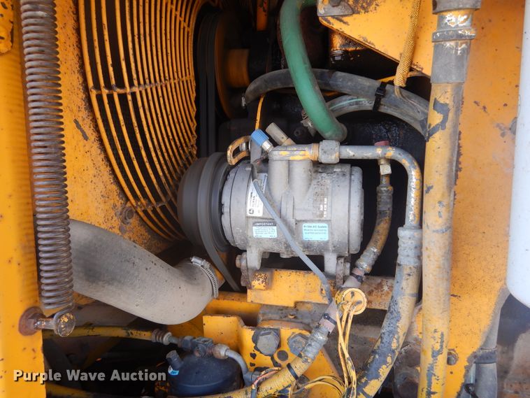 image for item DK3363 1991 John Deere 770BH  motor grader