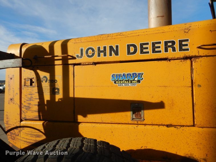 image for item DK3363 1991 John Deere 770BH  motor grader