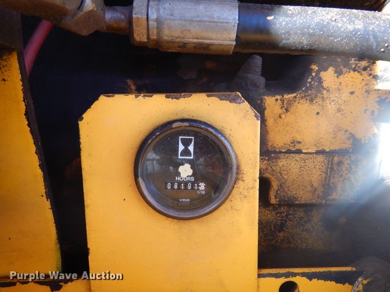 image for item DK3363 1991 John Deere 770BH  motor grader