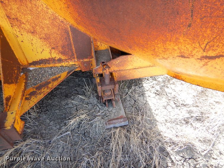 image for item DK3412 1983 Falls V90  V-plow