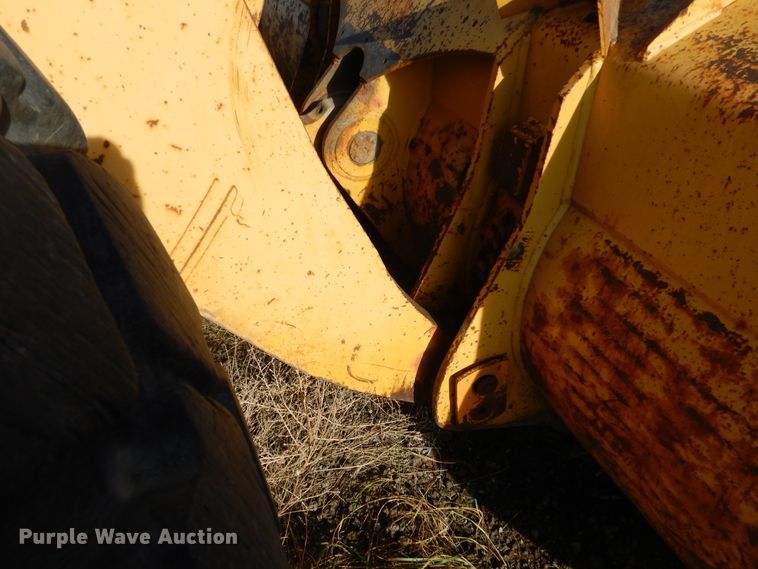 image for item DK3416 2000 Komatsu WA420-3MC  wheel loader