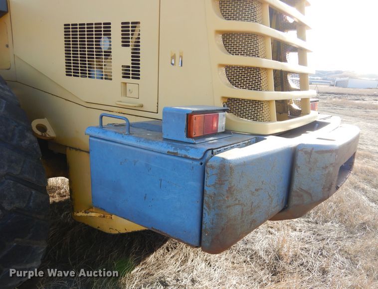 image for item DK3416 2000 Komatsu WA420-3MC  wheel loader