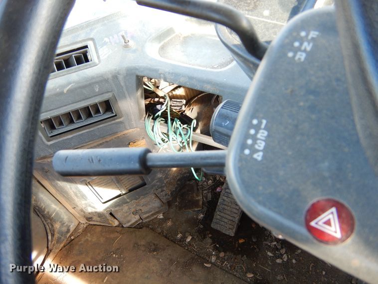 image for item DK3416 2000 Komatsu WA420-3MC  wheel loader