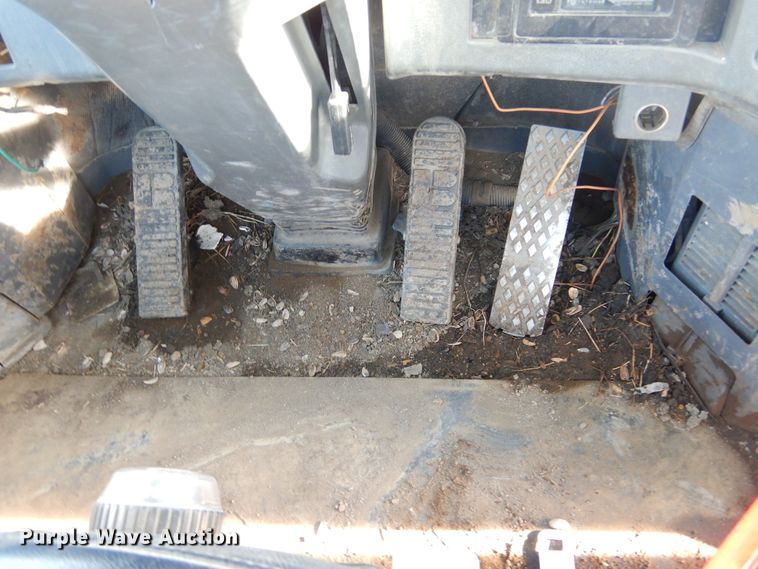 image for item DK3416 2000 Komatsu WA420-3MC  wheel loader