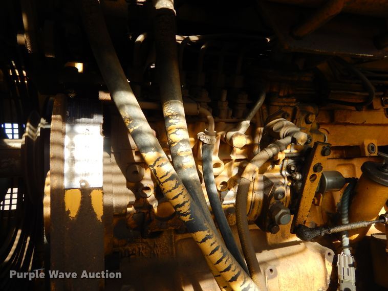 image for item DK3416 2000 Komatsu WA420-3MC  wheel loader